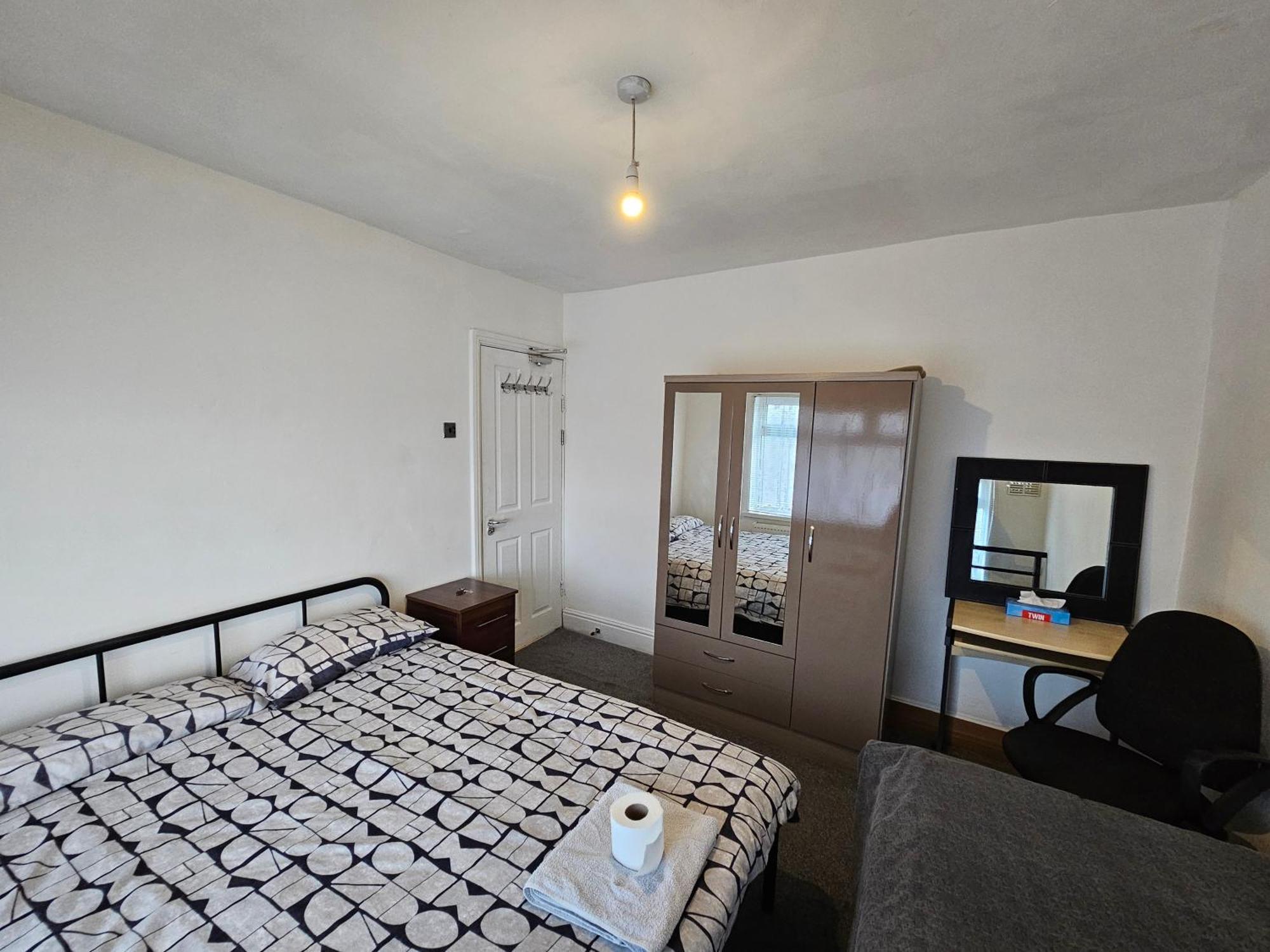 Monyhull Homestay - Near City Centre Kingsheath Nia Nec Bhx Birmingham Extérieur photo